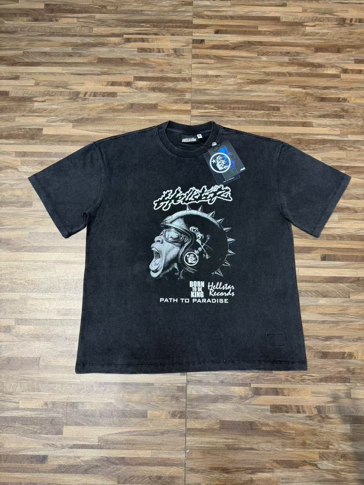 Hellstar Born to Be King Graphic T-Shirt — detail