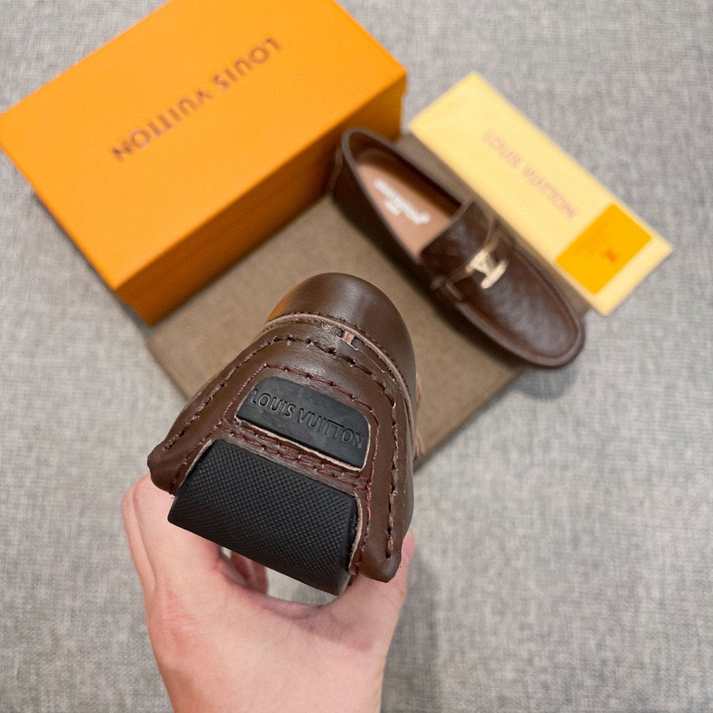 Louis Vuitton Brown Embossed Hardware Loafers — detail