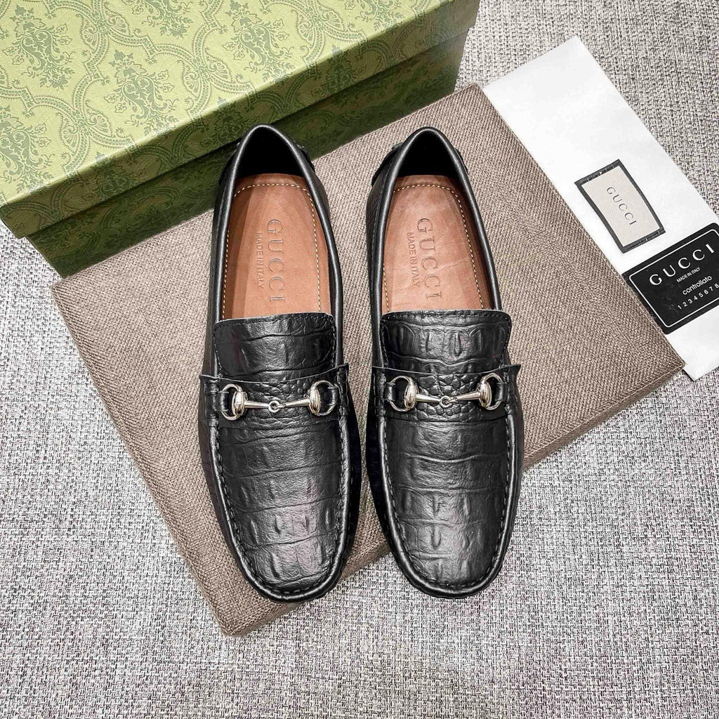 Gucci Black Textured Loafers — hero