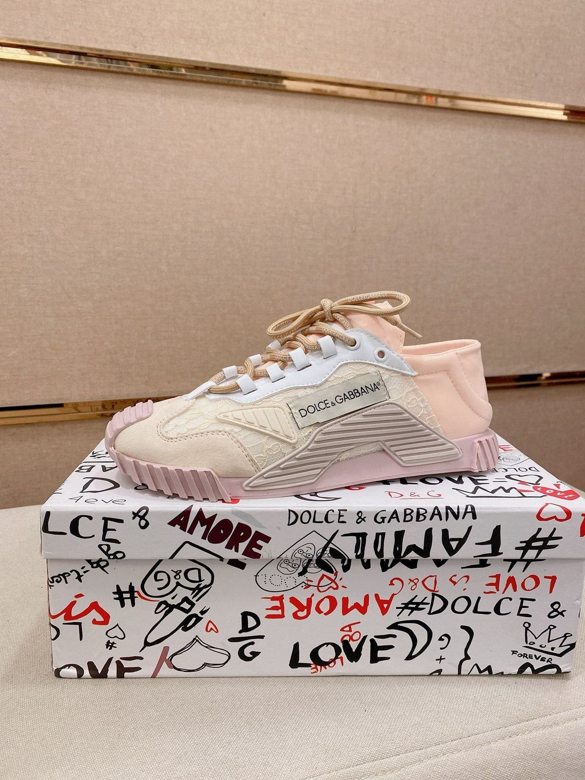 Dolce & Gabbana Pale Pink Cream Low-Top Sneakers — hero