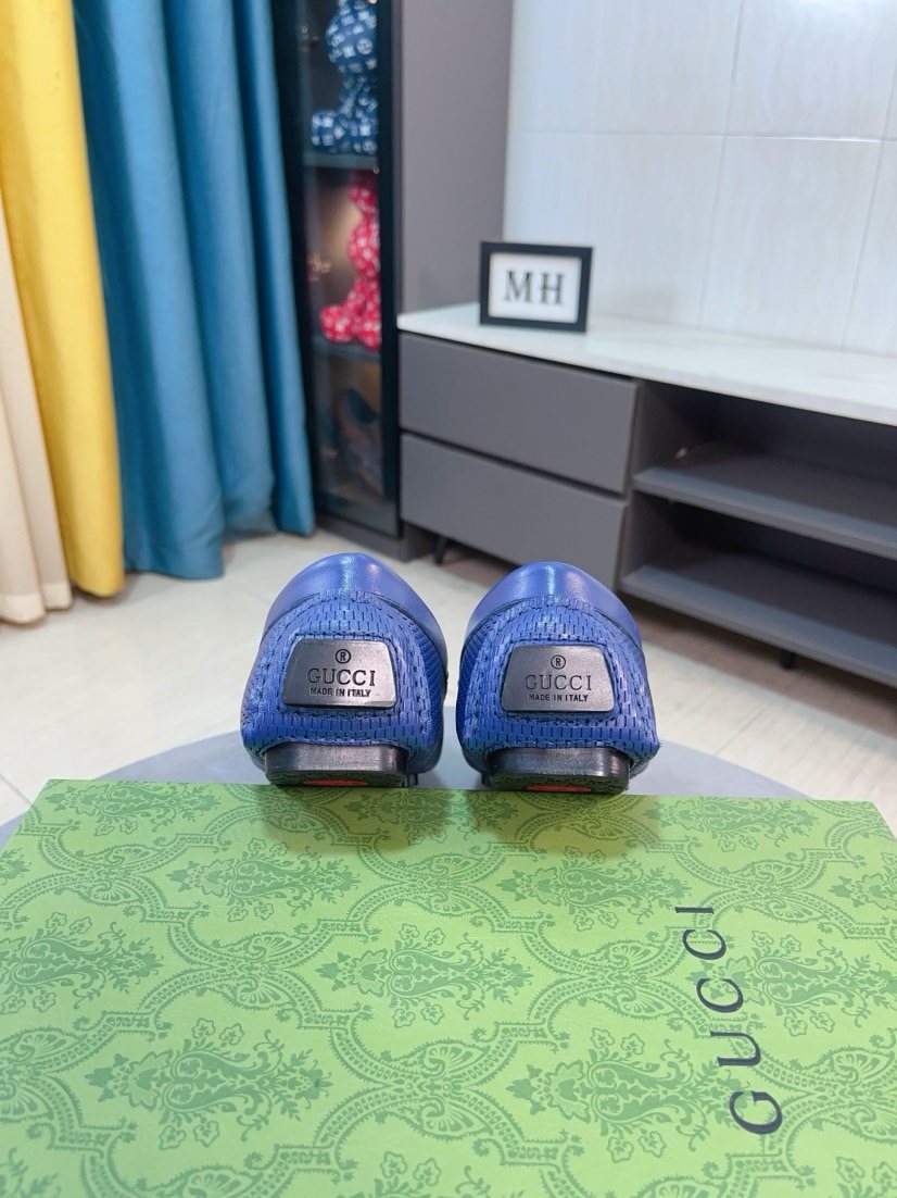 Gucci Blue Textured Hardware Loafers — back