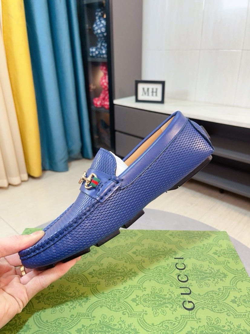 Gucci Blue Textured Hardware Loafers — side