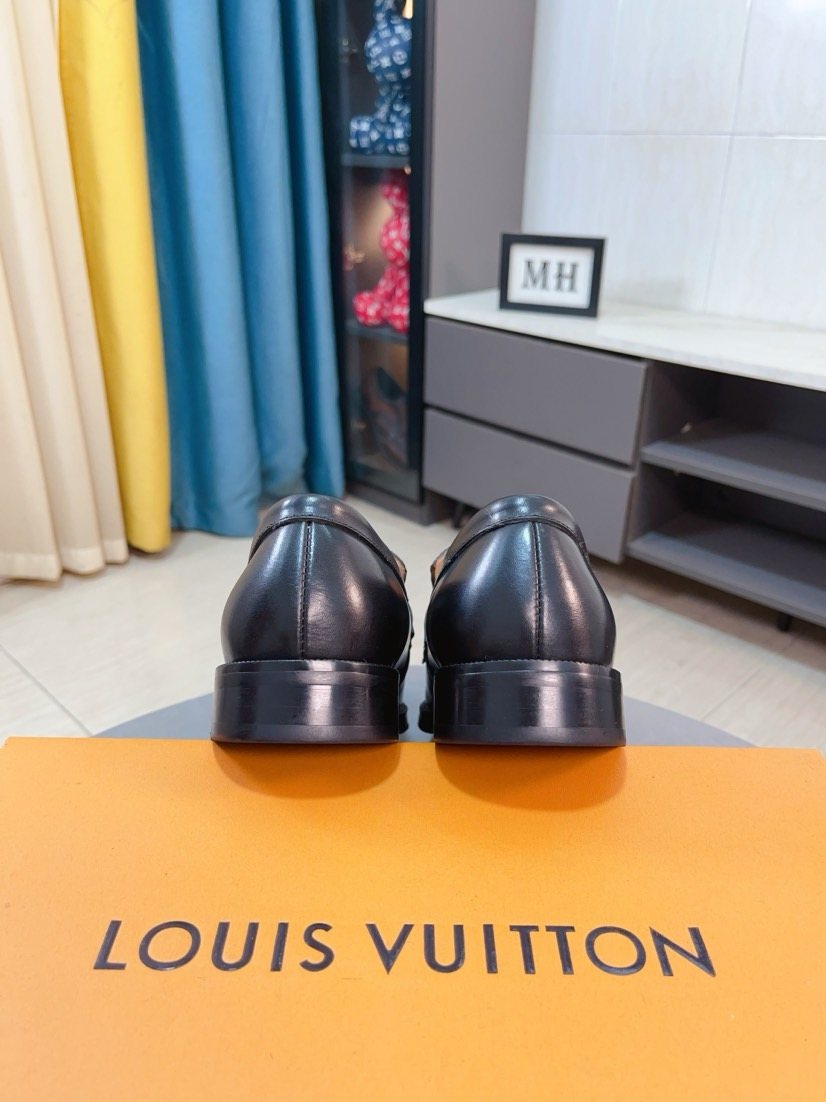 Louis Vuitton Black Textured Buckle Loafers — back