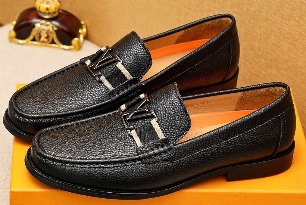 Louis Vuitton Black Pebbled Leather Loafers — front