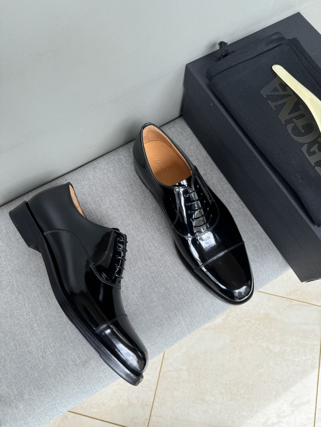ZEGNA Black Patent Leather Oxford Shoes — side