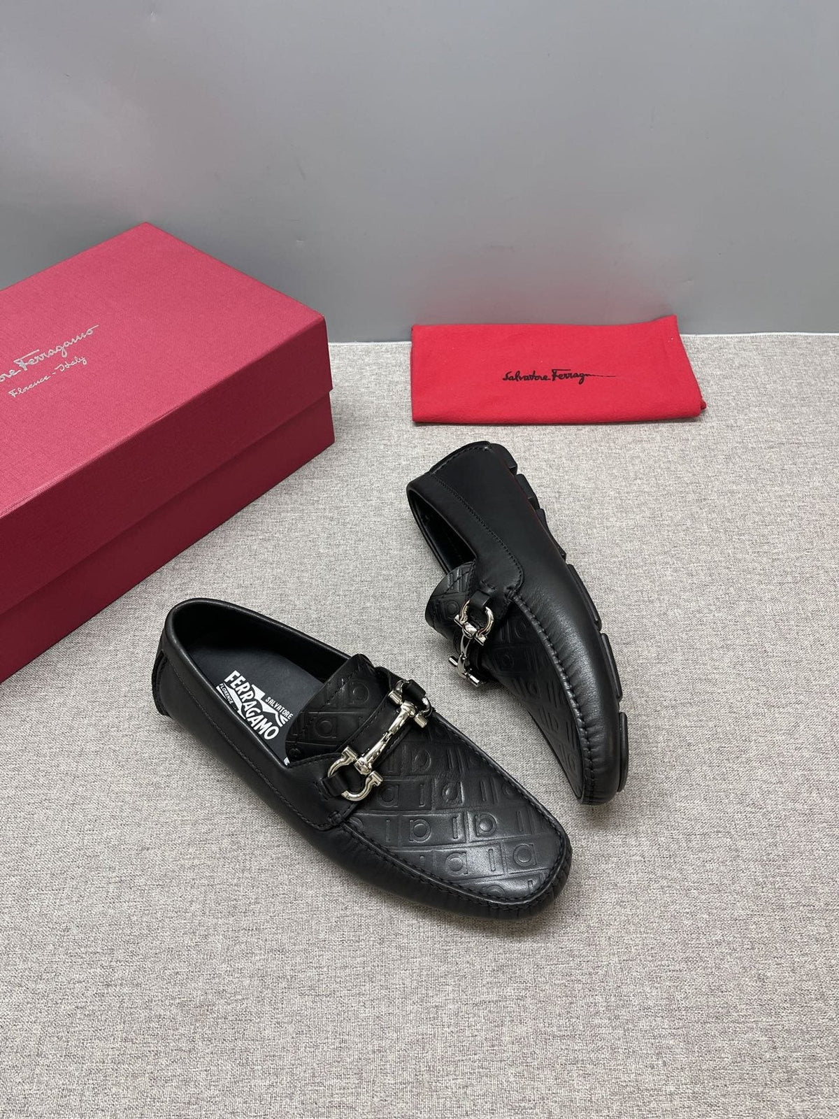Ferragamo Black Bit Driving Loafers — side