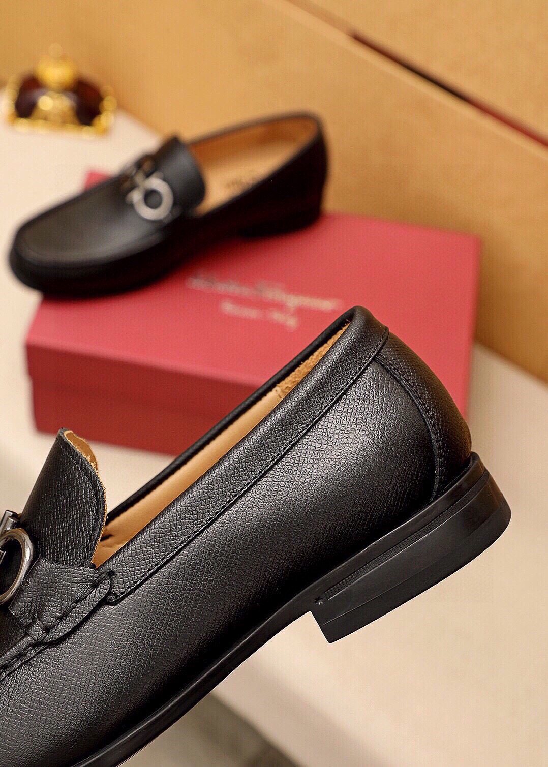 Ferragamo Black Metal-Bit Loafers — side