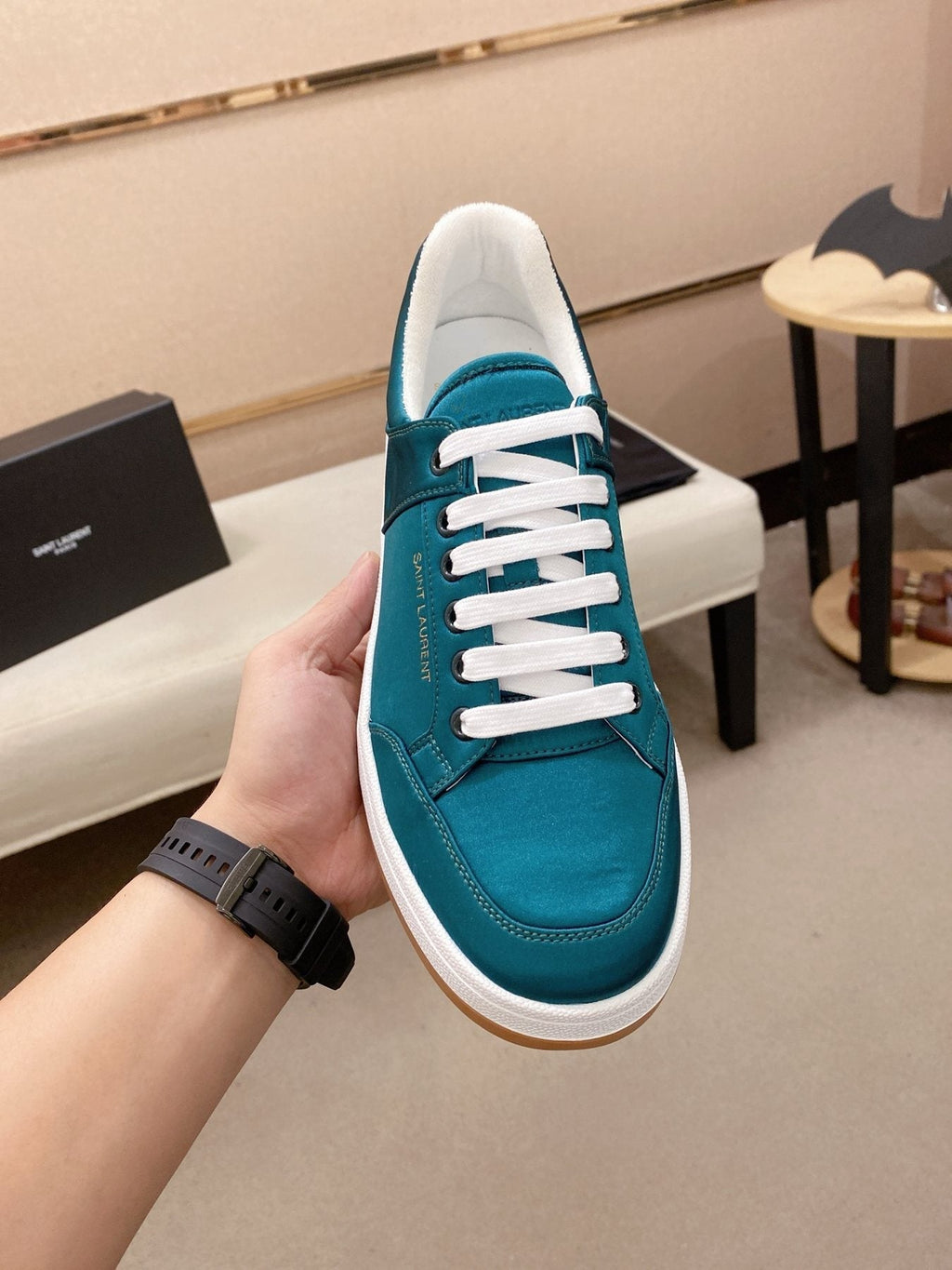 Saint Laurent Teal Blue Perforated Low-Top Sneakers — front