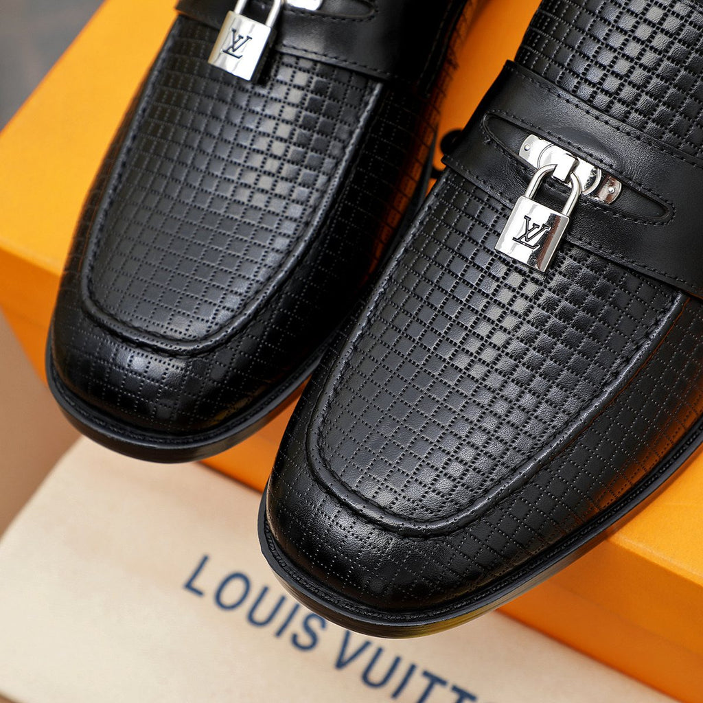 Louis Vuitton Black Textured Loafers — detail