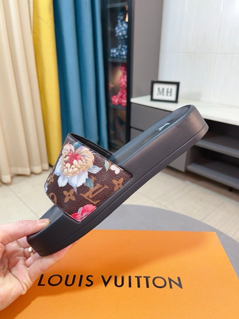 Louis Vuitton Brown Floral Print Slide Sandals — side