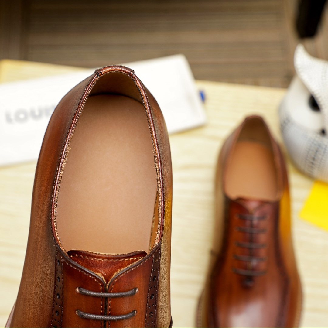 Louis Vuitton Brown Lace-Up Dress Shoes — detail