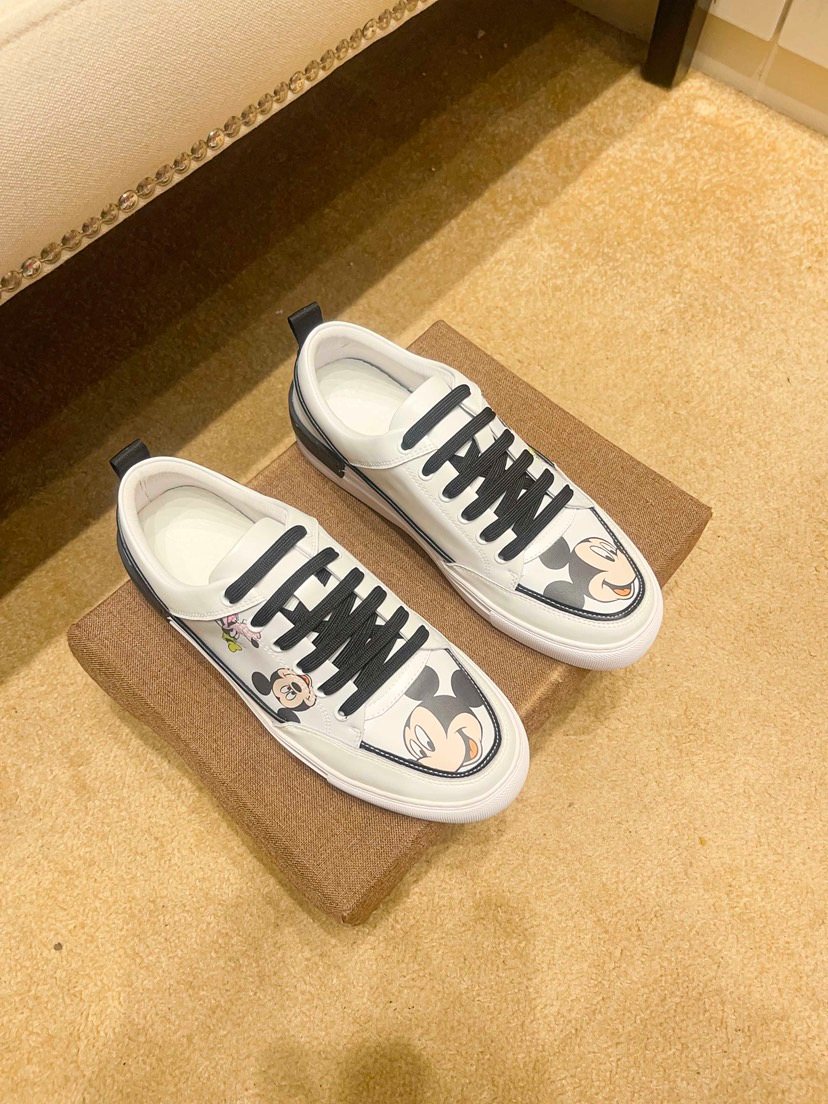 White Graphic Low-Top Sneakers — front