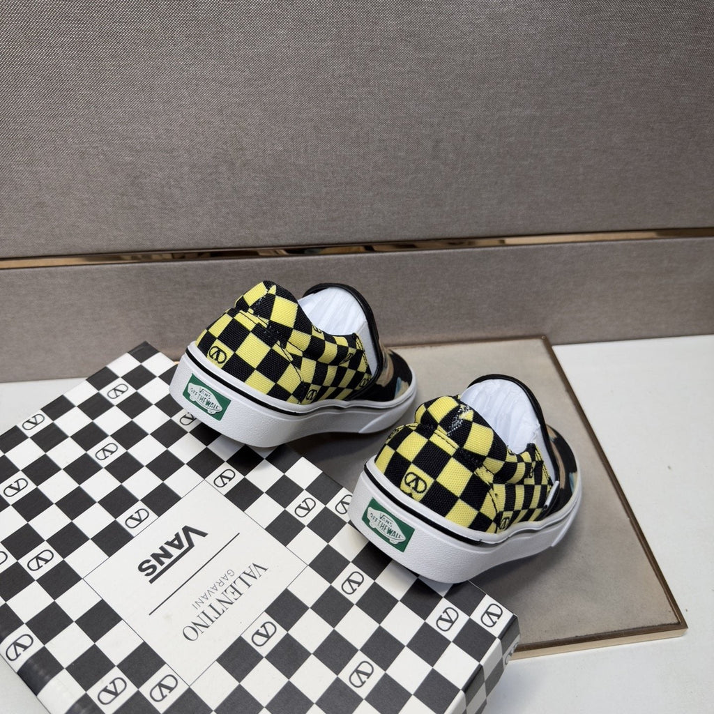 Vans Teddy Bear Print Slip-On Shoes — back
