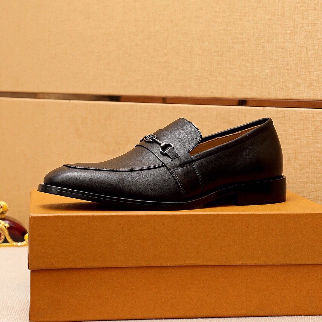 Louis Vuitton Black Metal-Bit Leather Loafers — side