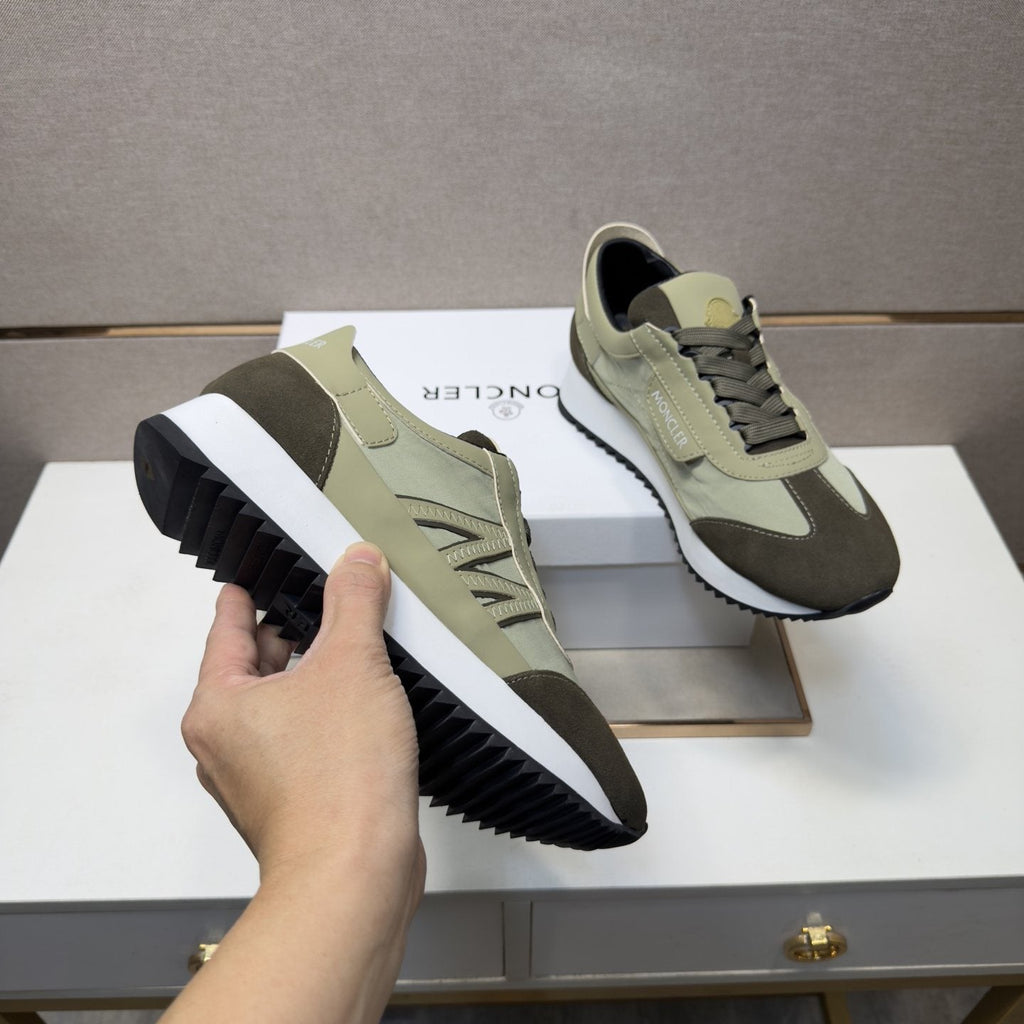 Moncler Olive Green Low-Top Sneakers — detail