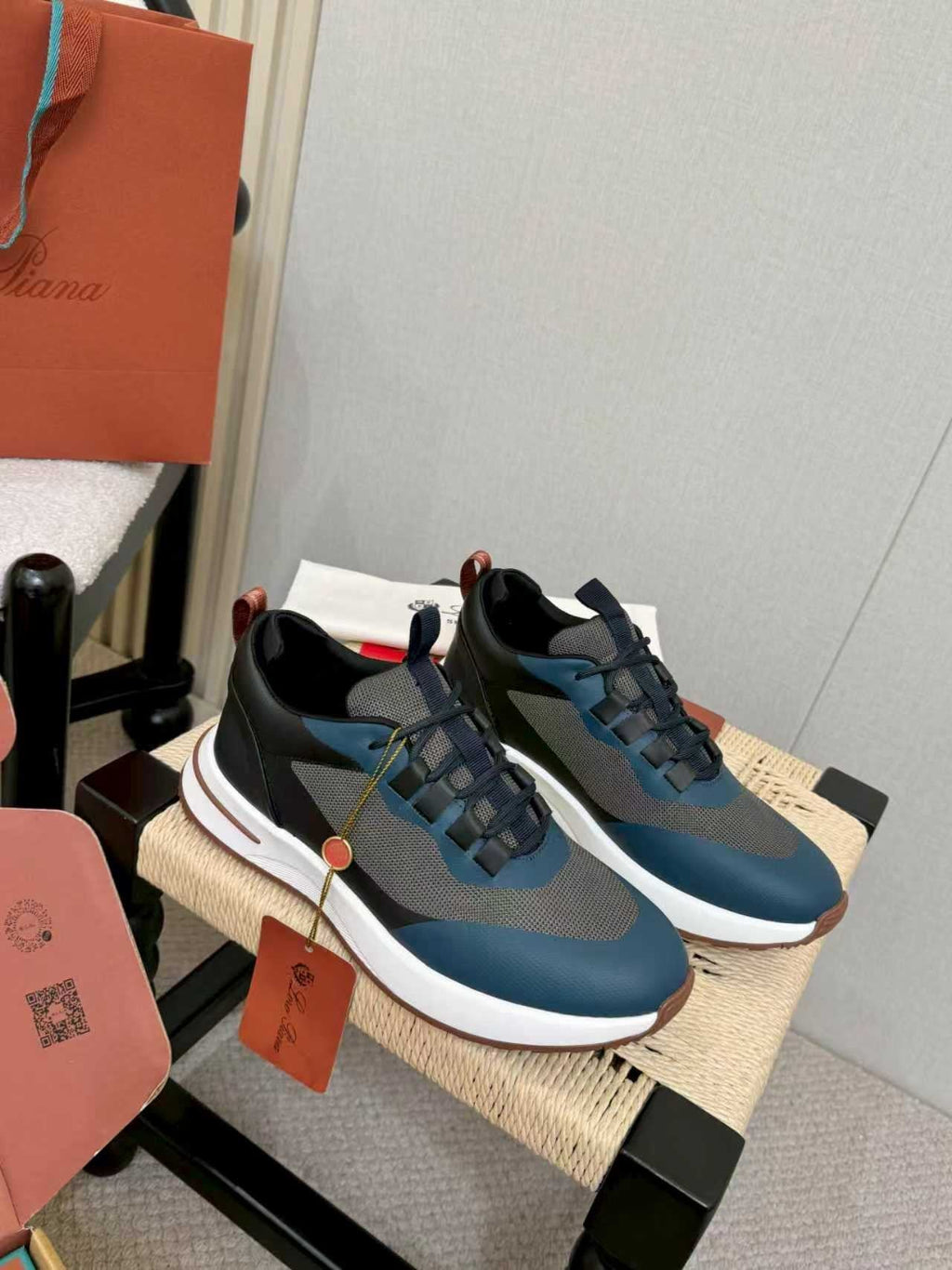 Loro Piana Navy Blue Teal Low-Top Sneakers — front
