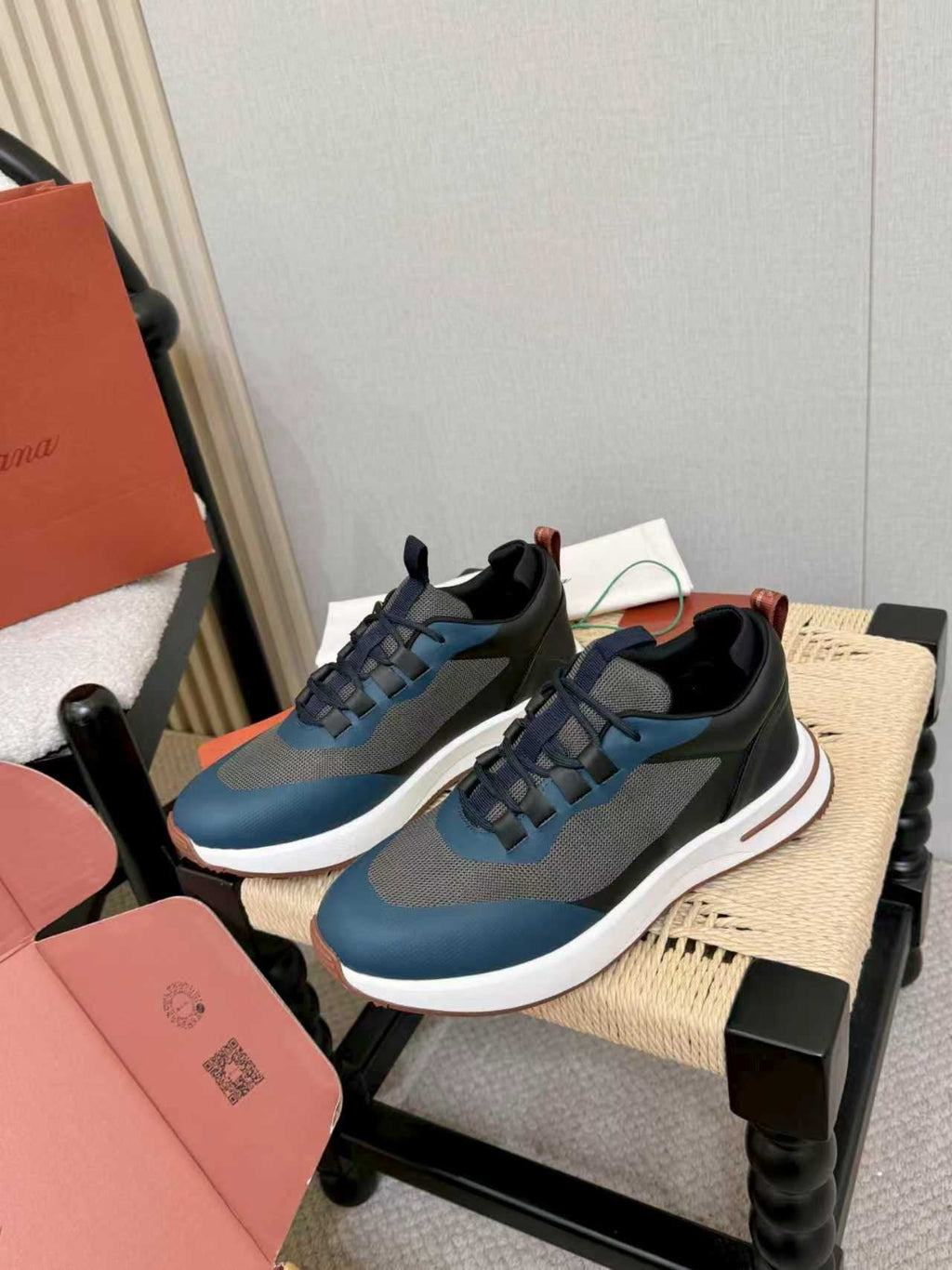Loro Piana Navy Blue Teal Low-Top Sneakers — front