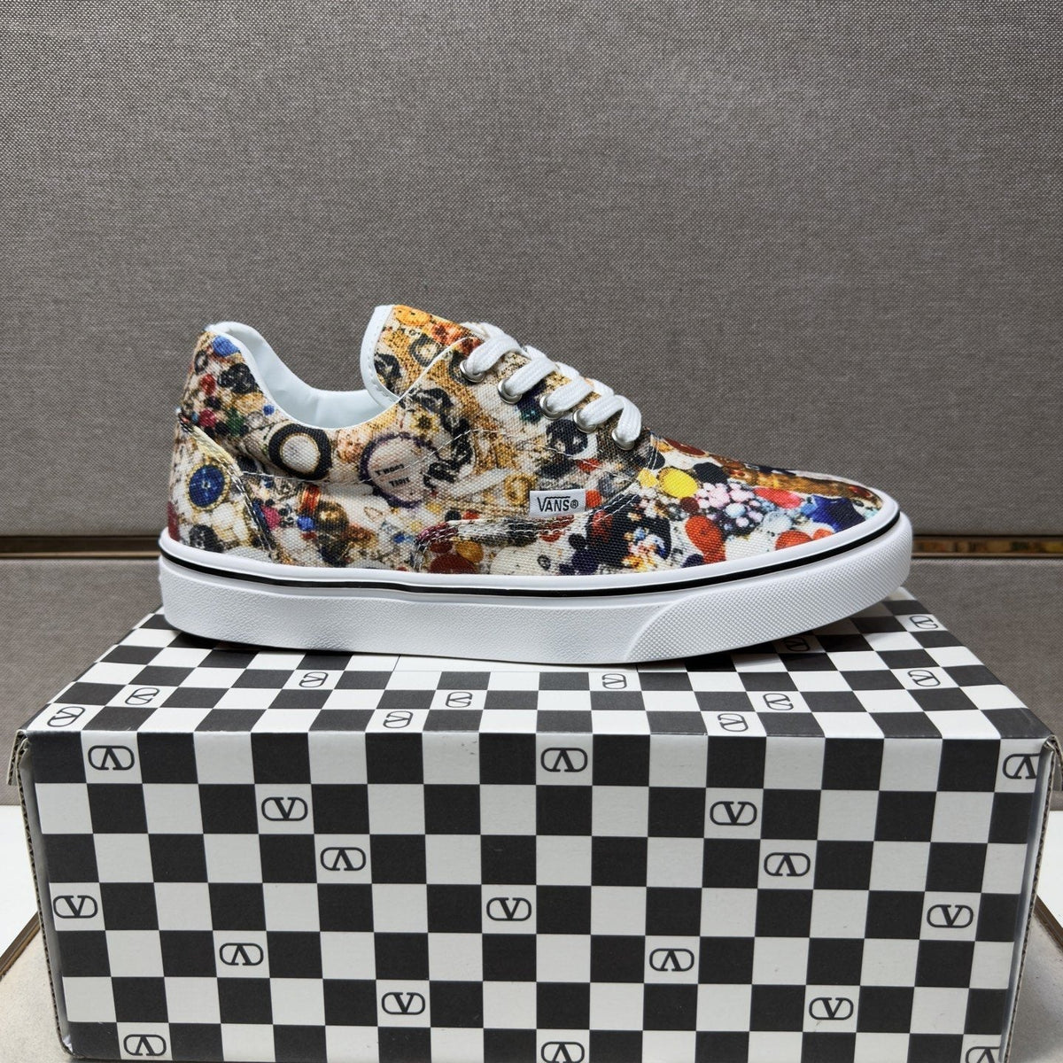 Vans Floral Print Low-Top Sneakers — hero
