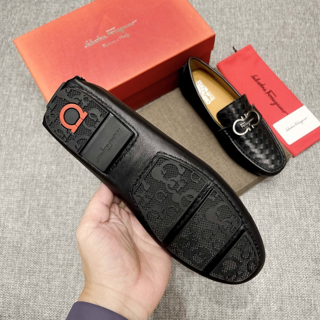 Ferragamo Black Woven Driving Loafers — detail