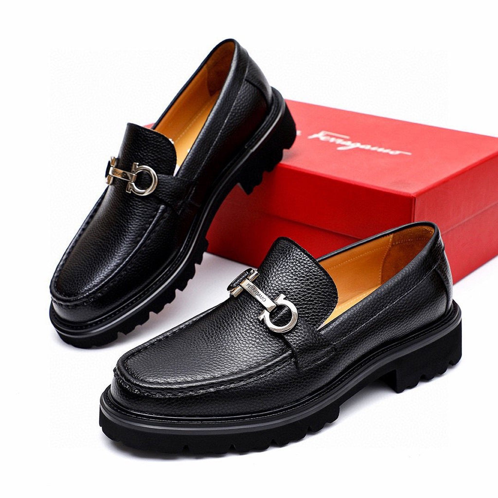 微商相册测试鞋子-Salvatore Ferragamo Black Lug Sole Bit Loafers — front