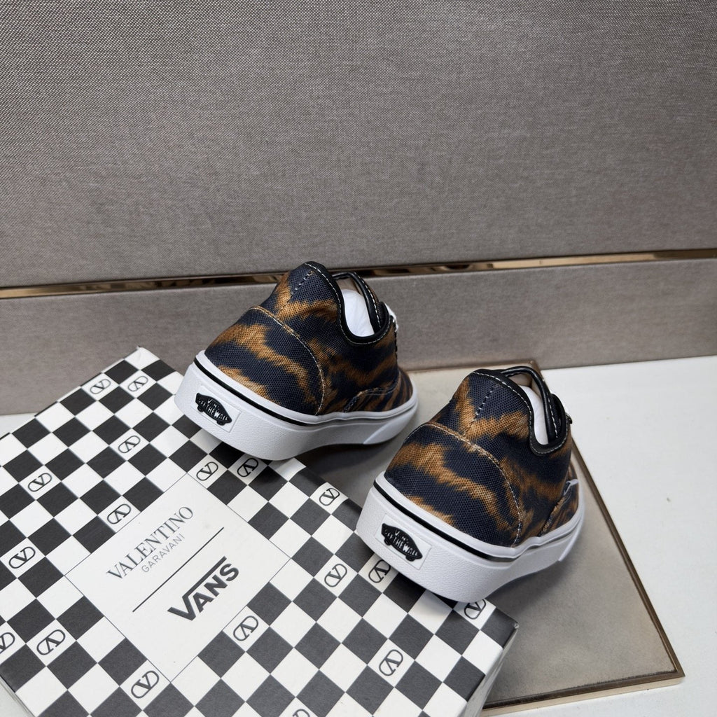 Vans Tiger Stripe Low-Top Sneakers — back
