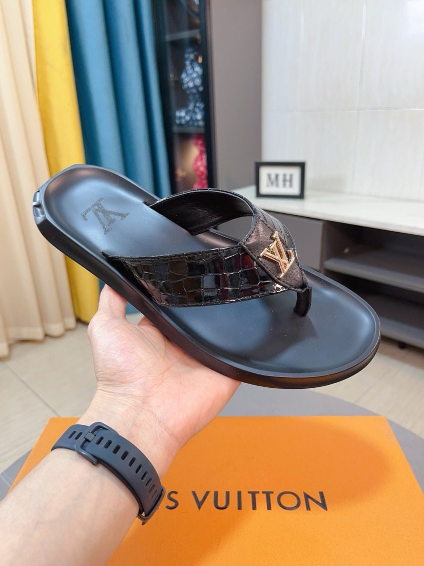 Louis Vuitton Crocodile-Embossed Thong Sandals — front