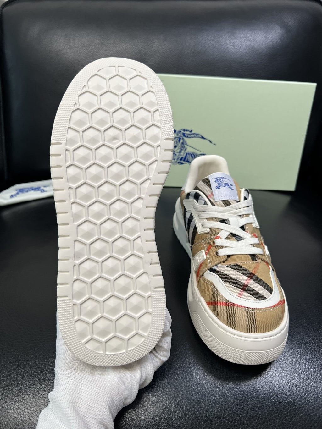 Burberry Black Beige Plaid Low-Top Sneakers — front
