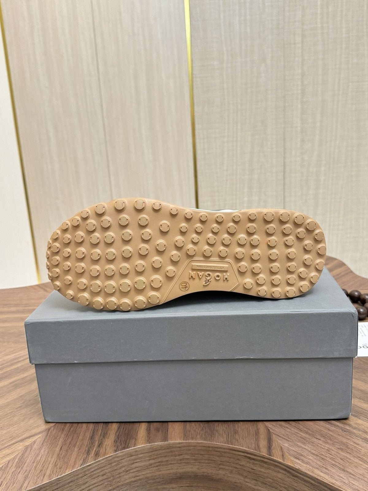 HOGAN H-Stripes Platform Sneakers — detail