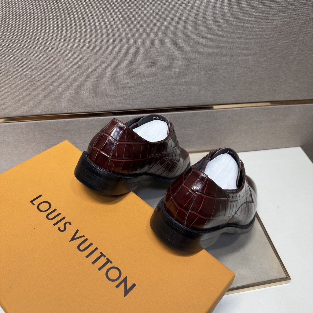 Louis Vuitton Crocodile-Embossed Lace-Up Dress Shoes — back