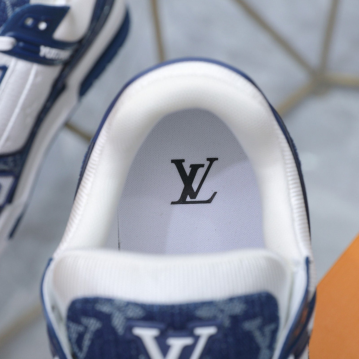 Louis Vuitton Monogram Low-Top Sneakers — detail