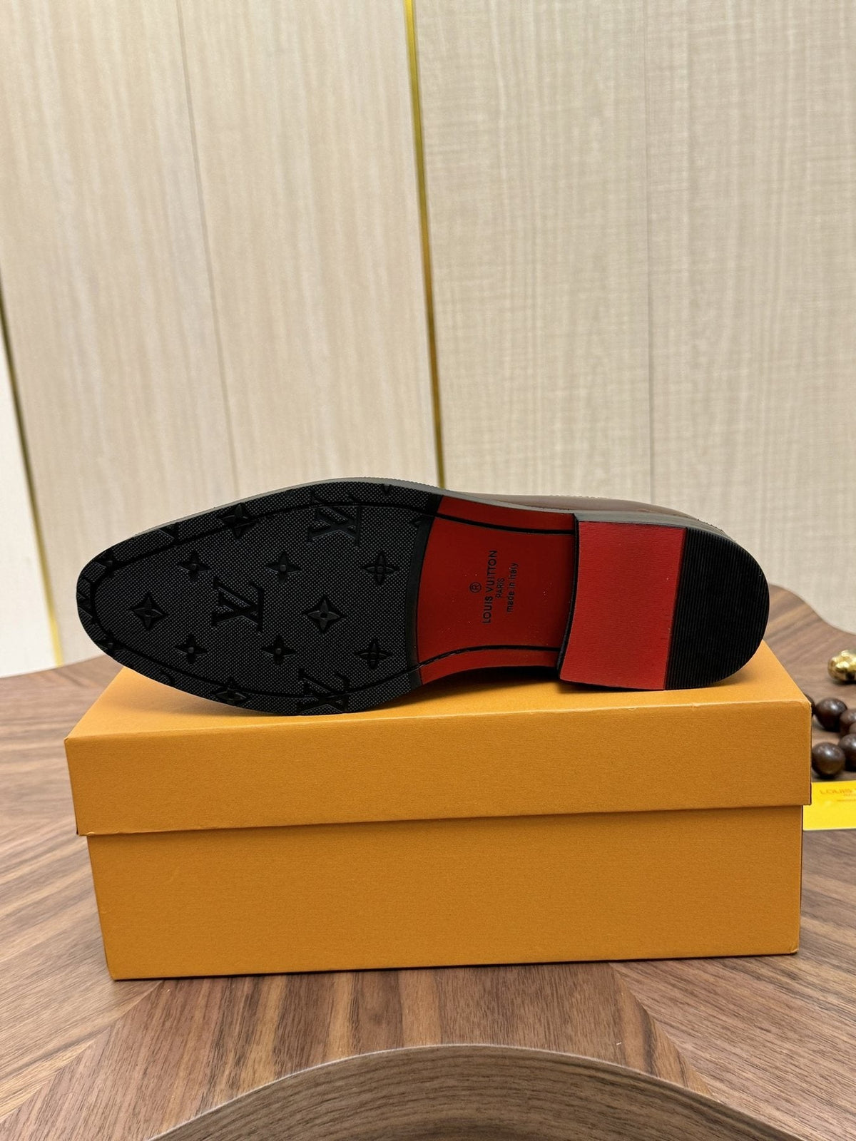 Louis Vuitton Textured Vamp Lace-Up Dress Shoes — detail