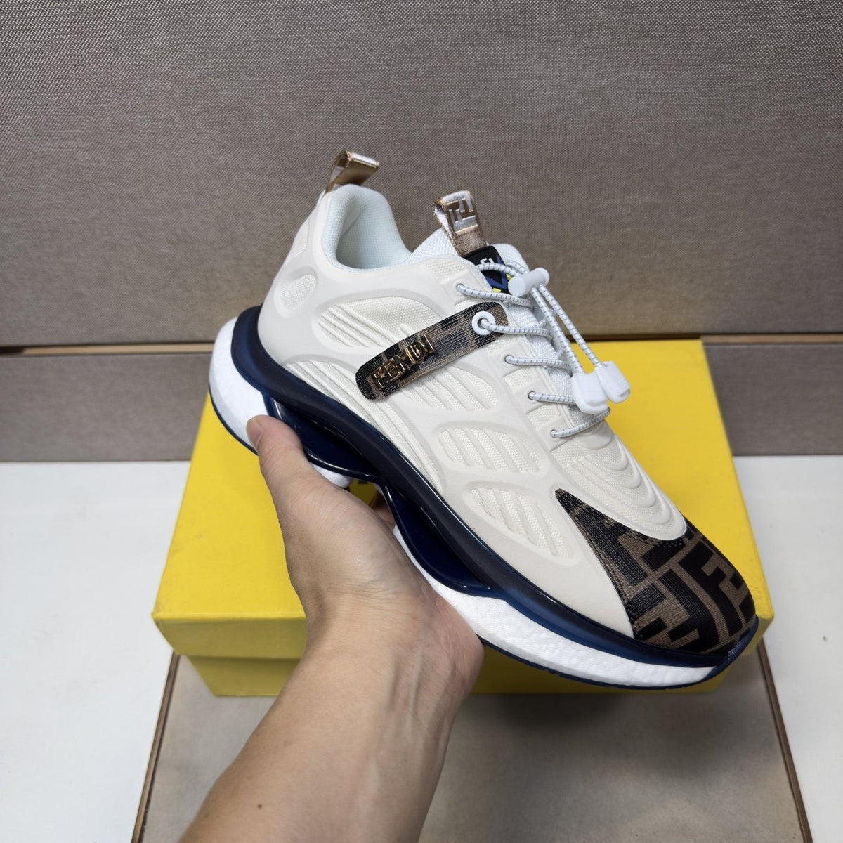 Fendi Patterned Toe Low-Top Sneakers — model