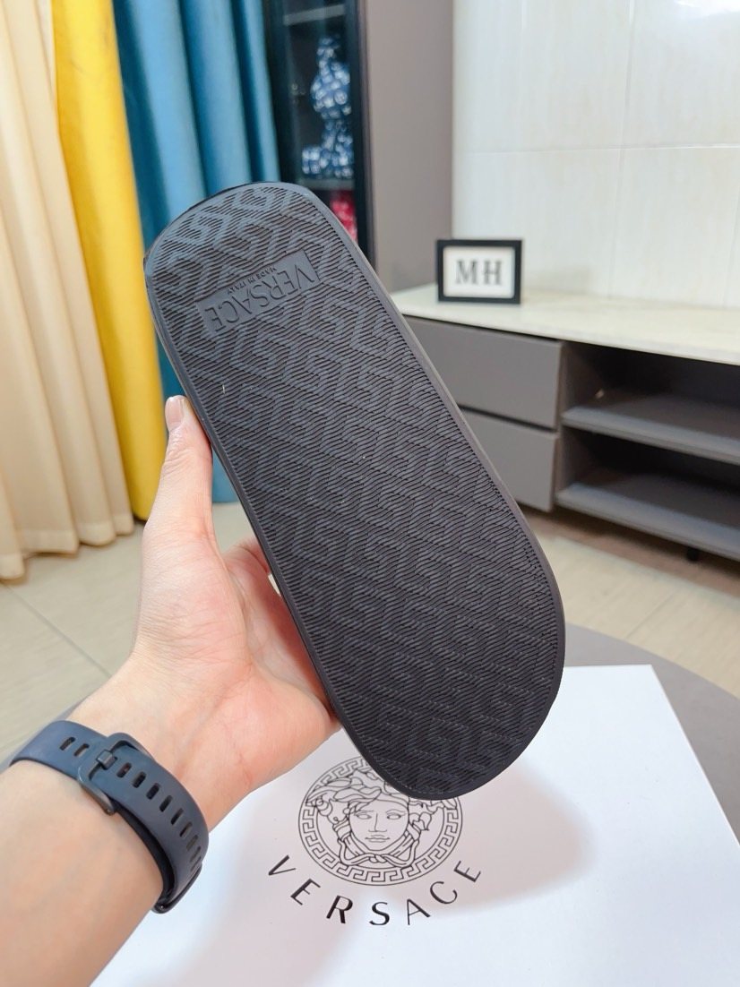 微商相册测试鞋子-Versace Striped Slide Sandals — back