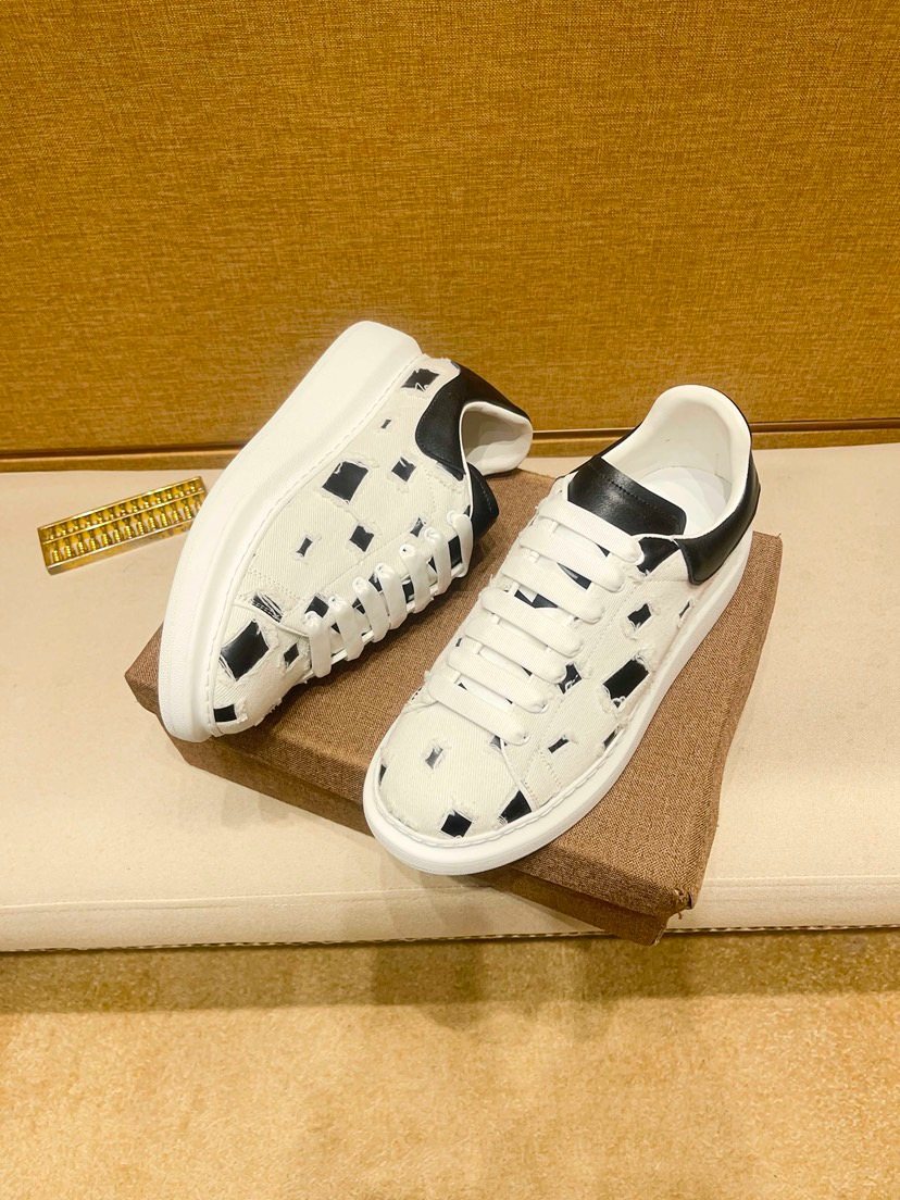 Patterned Low-Top Sneakers — back