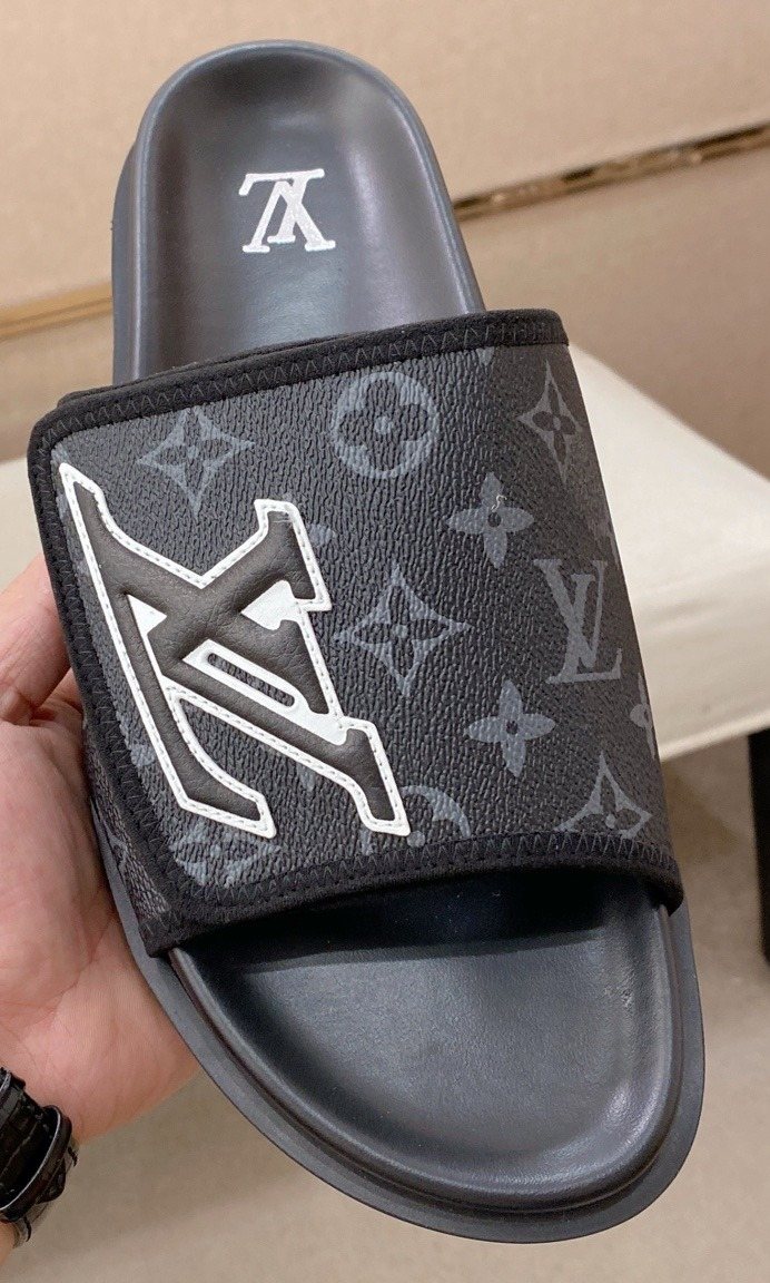 Louis Vuitton Graphic Print Slide Sandals — front