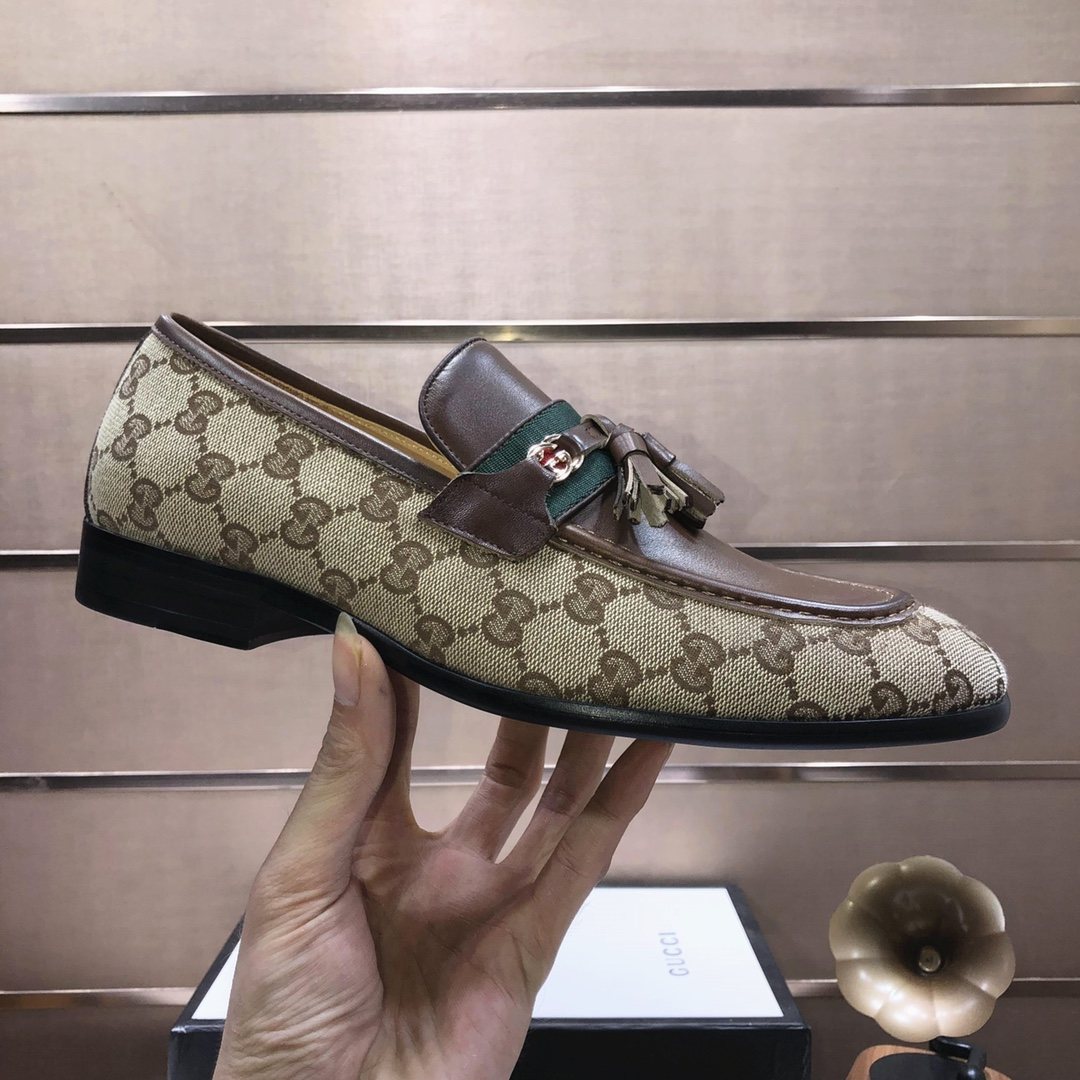 Gucci Monogram Tassel Loafers — detail