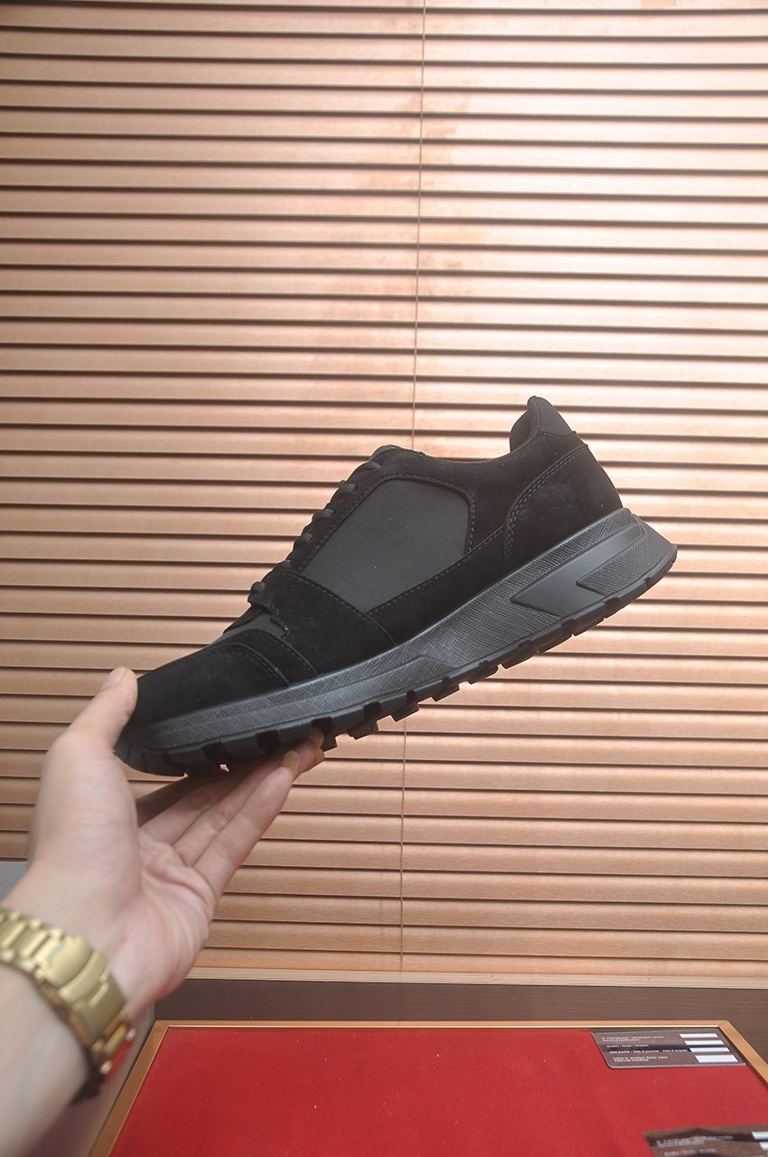Prada Low-Top Sneakers — side