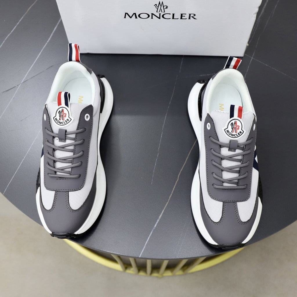 Moncler Contrast Sole Low-Top Sneakers — front