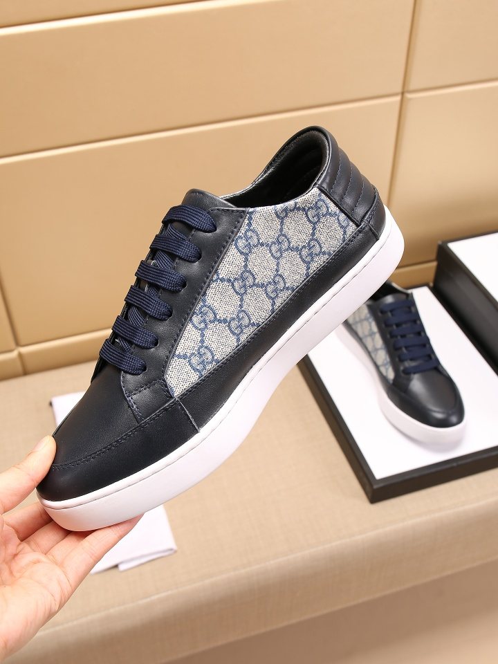 Gucci Monogram Panel Low-Top Sneakers — model