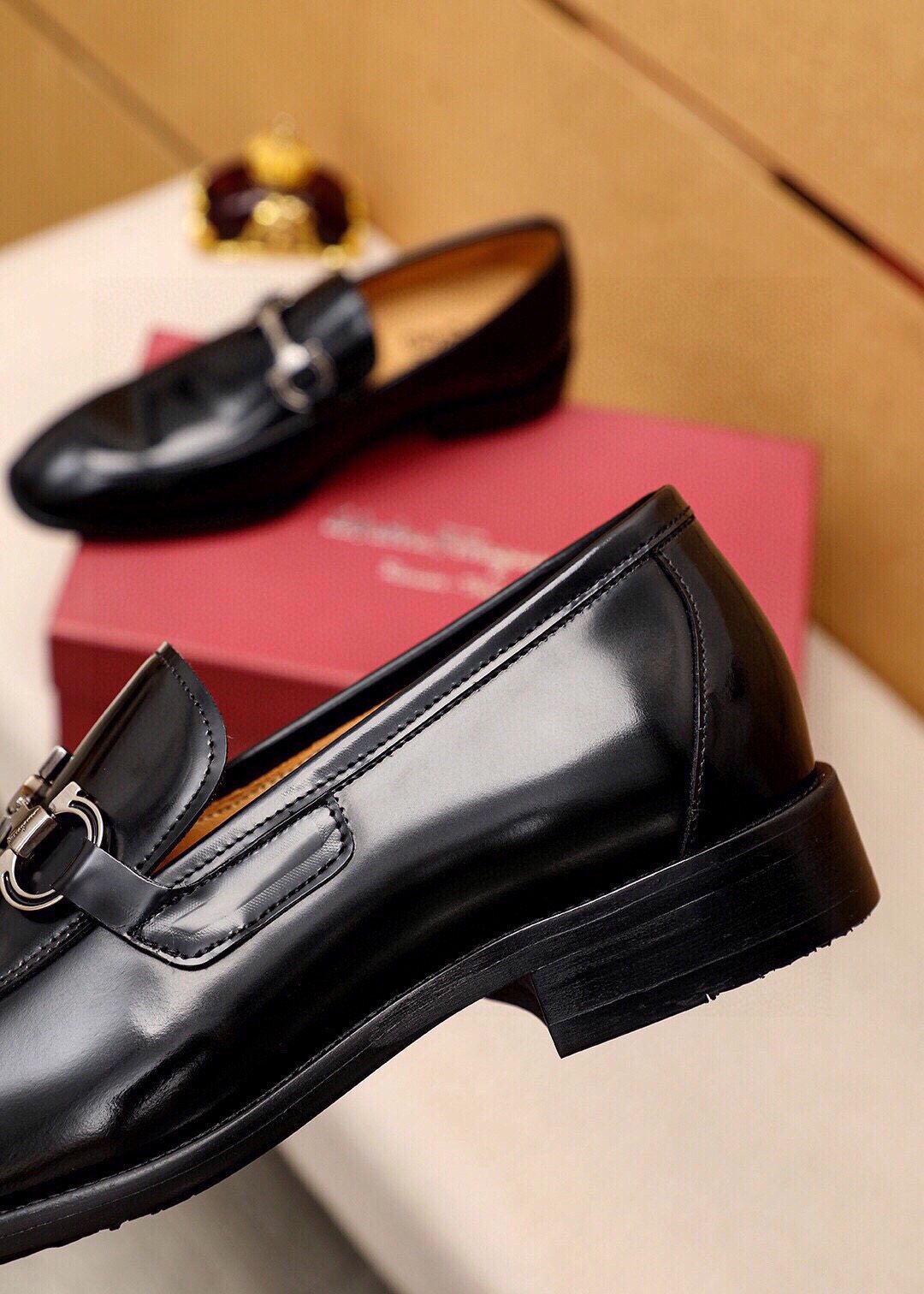 Ferragamo Buckle Leather Loafers — detail