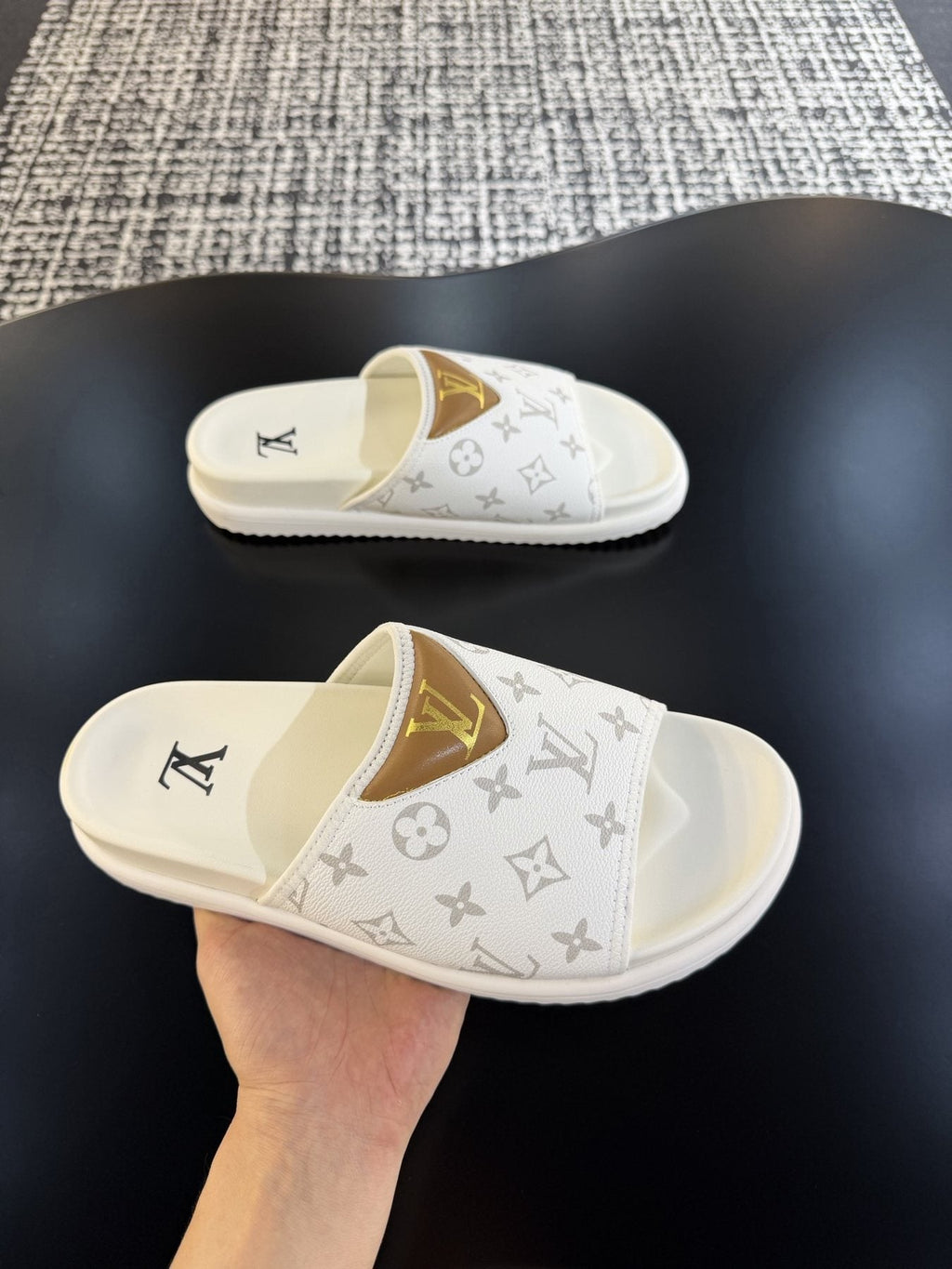 Louis Vuitton Monogram V Slide Sandals — model
