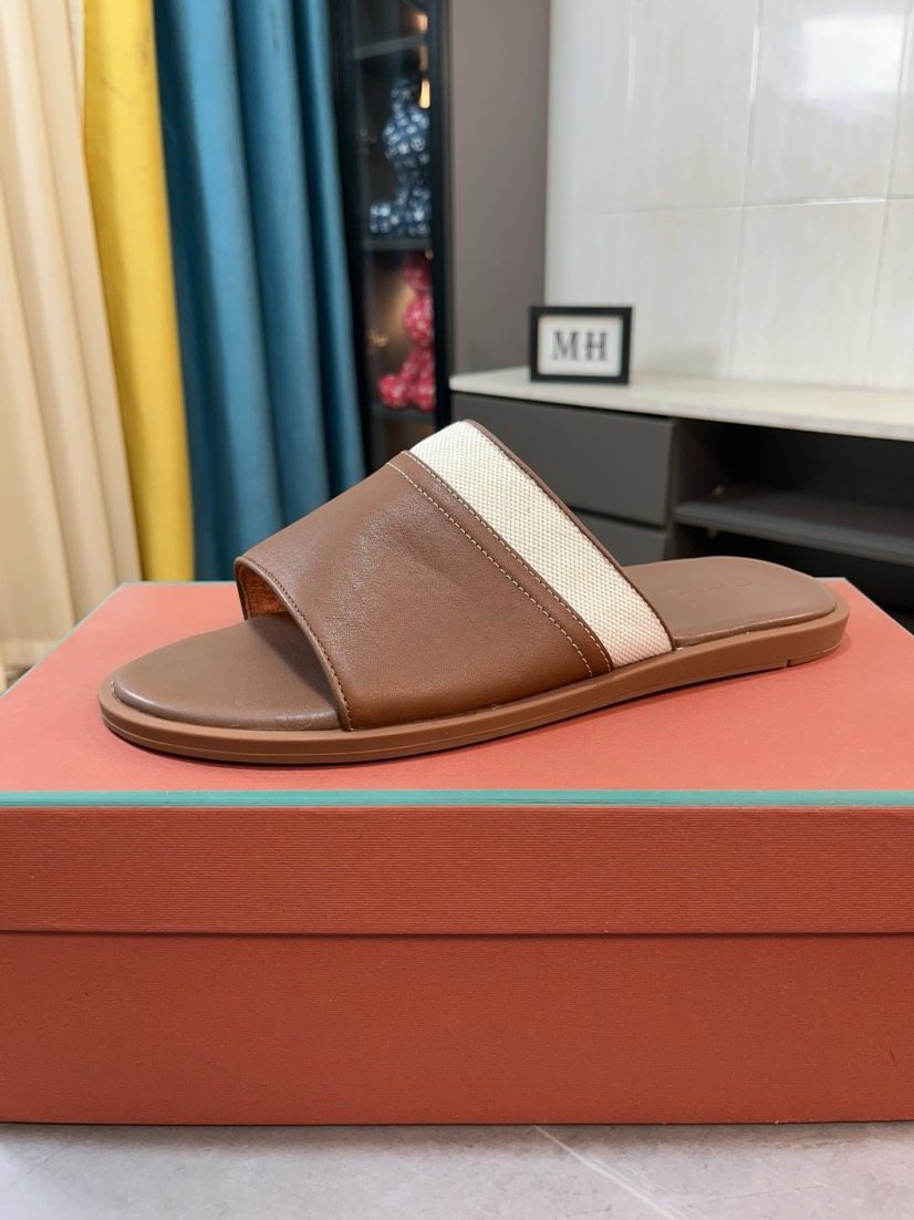 Loro Piana Contrast-Trim Slide Sandals — side