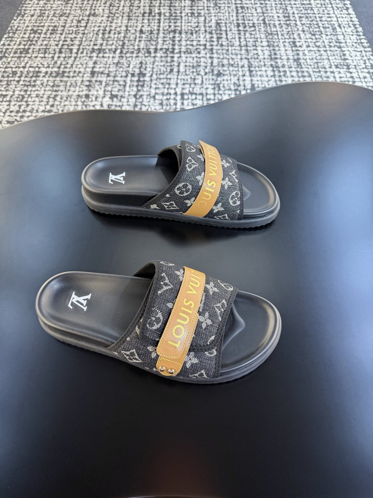 Louis Vuitton Patterned Strap Slide Sandals — side