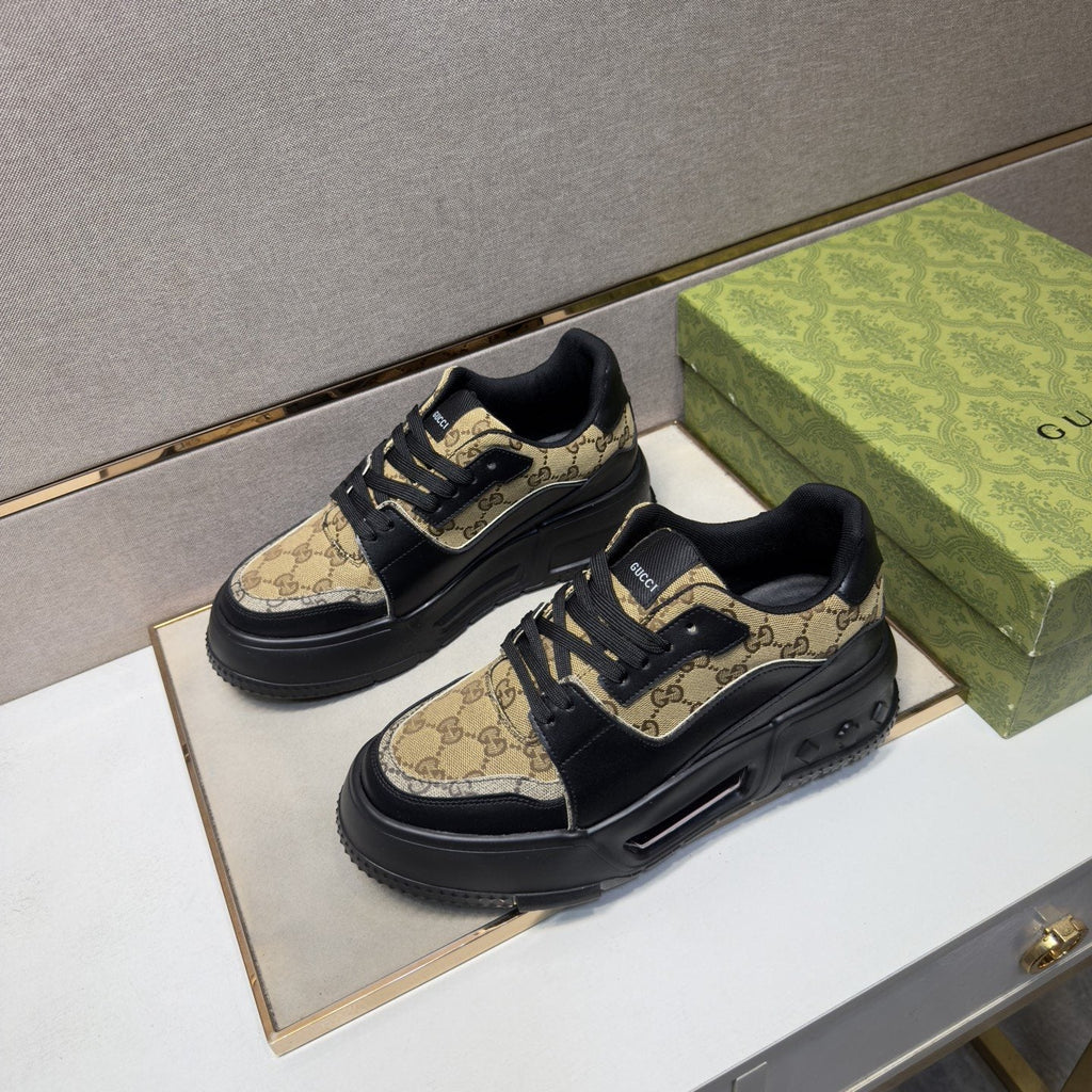 Gucci GG Panel Low-Top Sneakers — front