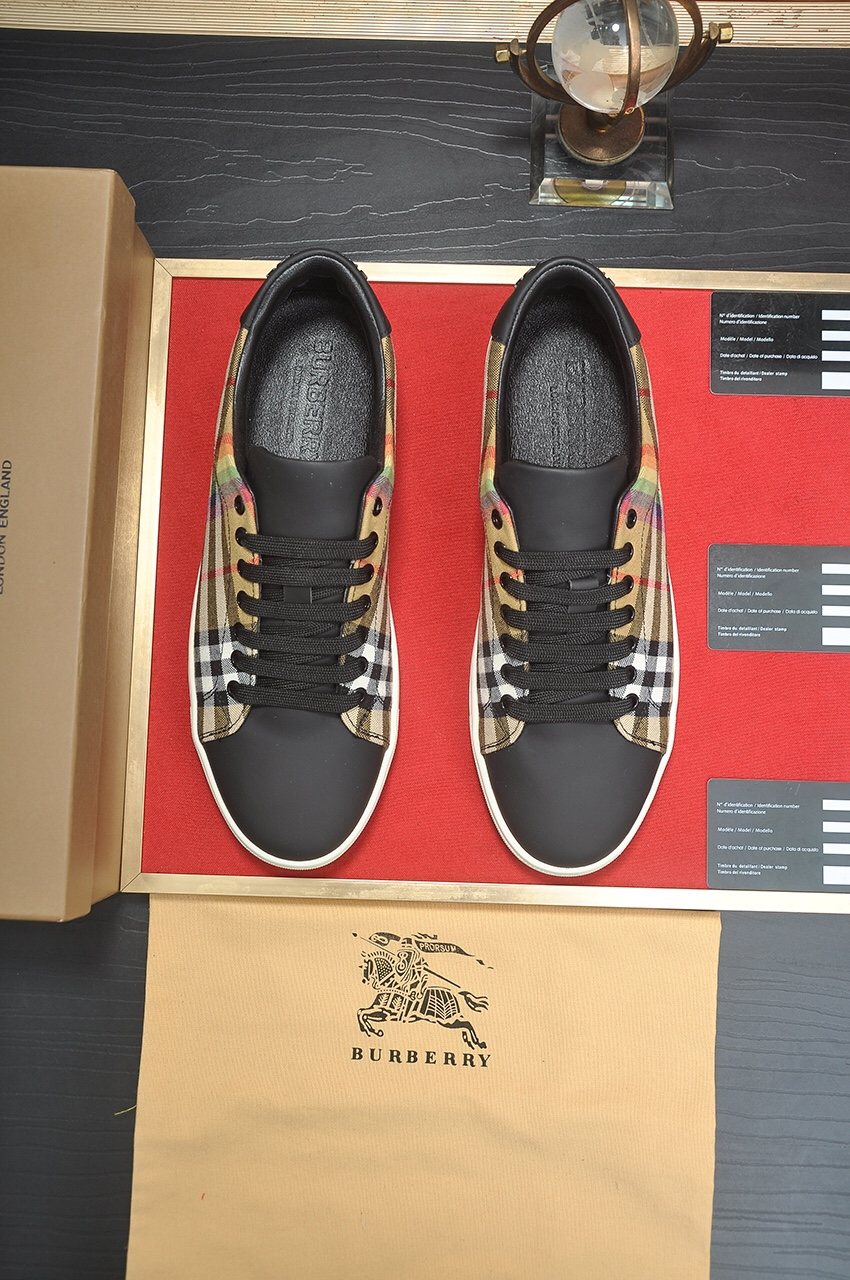 Burberry Beige Check Low-Top Sneakers — front