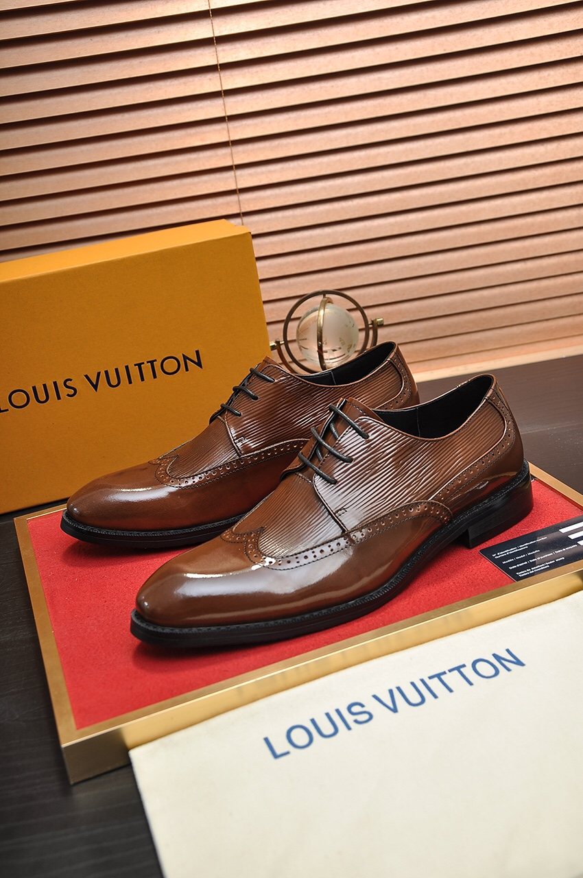 Louis Vuitton Textured Panel Lace-Up Dress Shoes — side