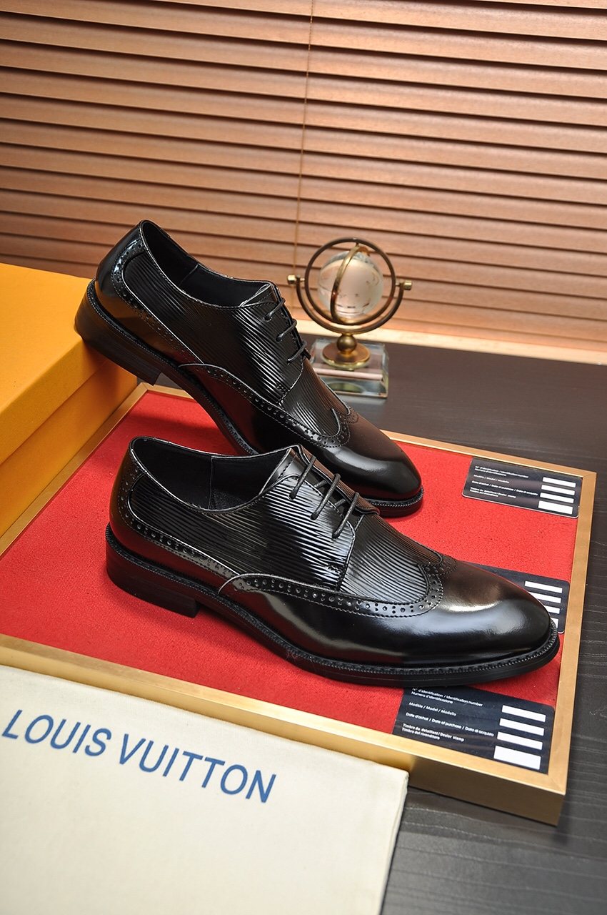 Louis Vuitton Textured Panel Lace-Up Dress Shoes — side