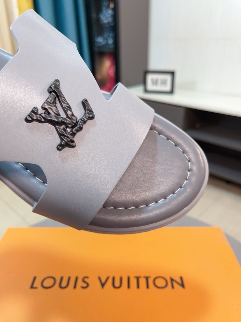 Louis Vuitton Embossed Men's Slide Sandals — detail