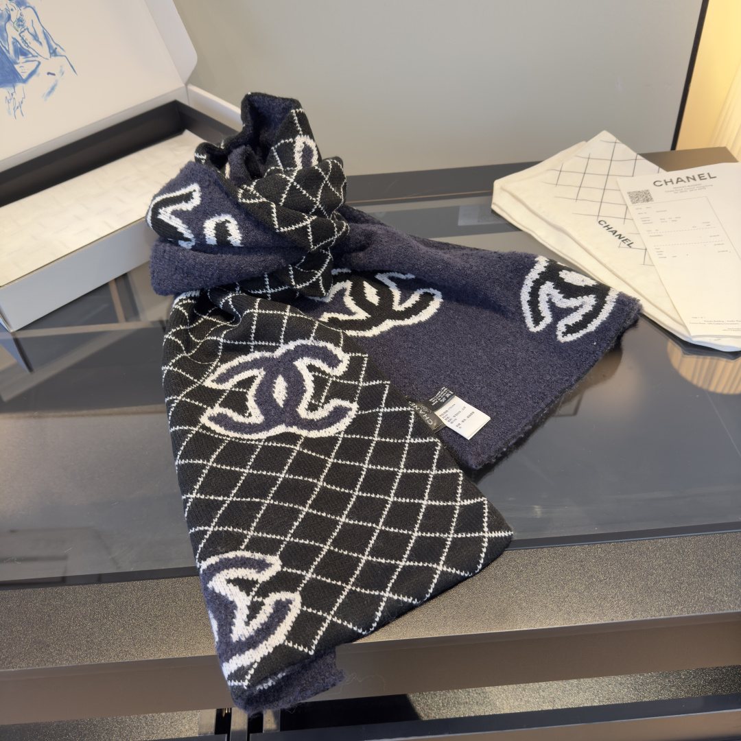 Chanel Grid Knit Scarf — side