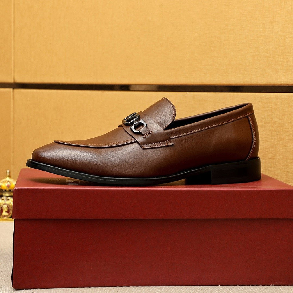 微商相册测试鞋子-Valentino Tapered Toe Loafers — side